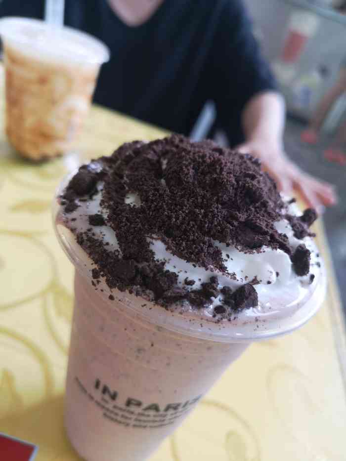 老板人很好,饮品很不错,特别是美式原味咖啡,我很喜欢,味道很正.