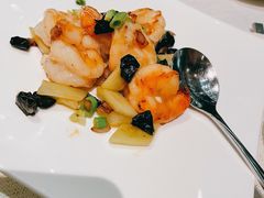 干葱榄角爆明虾球-御宝轩(益丰·外滩源店)