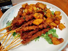-犇逸·乐山跷脚牛肉·四川现炒(览海店)