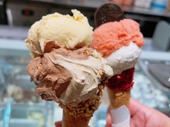 -VENCHI 闻绮(上海佛罗伦萨小镇店)