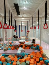 -奈尔宝·儿童乐园·亲子餐厅(华采天地店)