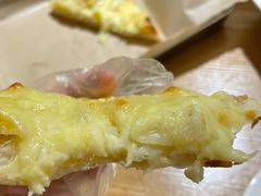 烫嘴金枕榴莲披萨-HELLO 27 意面·沙拉·帕尼尼