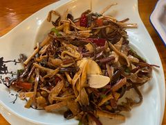 -小厨子私房菜·云南美食店