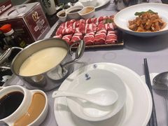 -红鼎豆捞·非遗鲍皇汤火锅(宝丰路店)