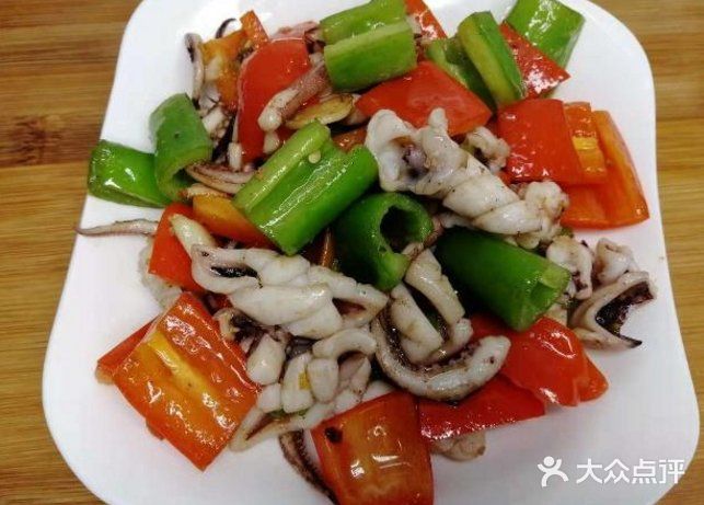 炒鱿鱼的家常做法，美味营养好吃