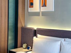 -舍居智能酒店(深圳宝安翻身地铁站店)