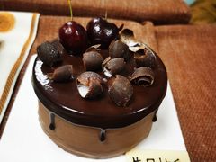 伯爵黑森林-théATRE 茶聚场(王府中環店)