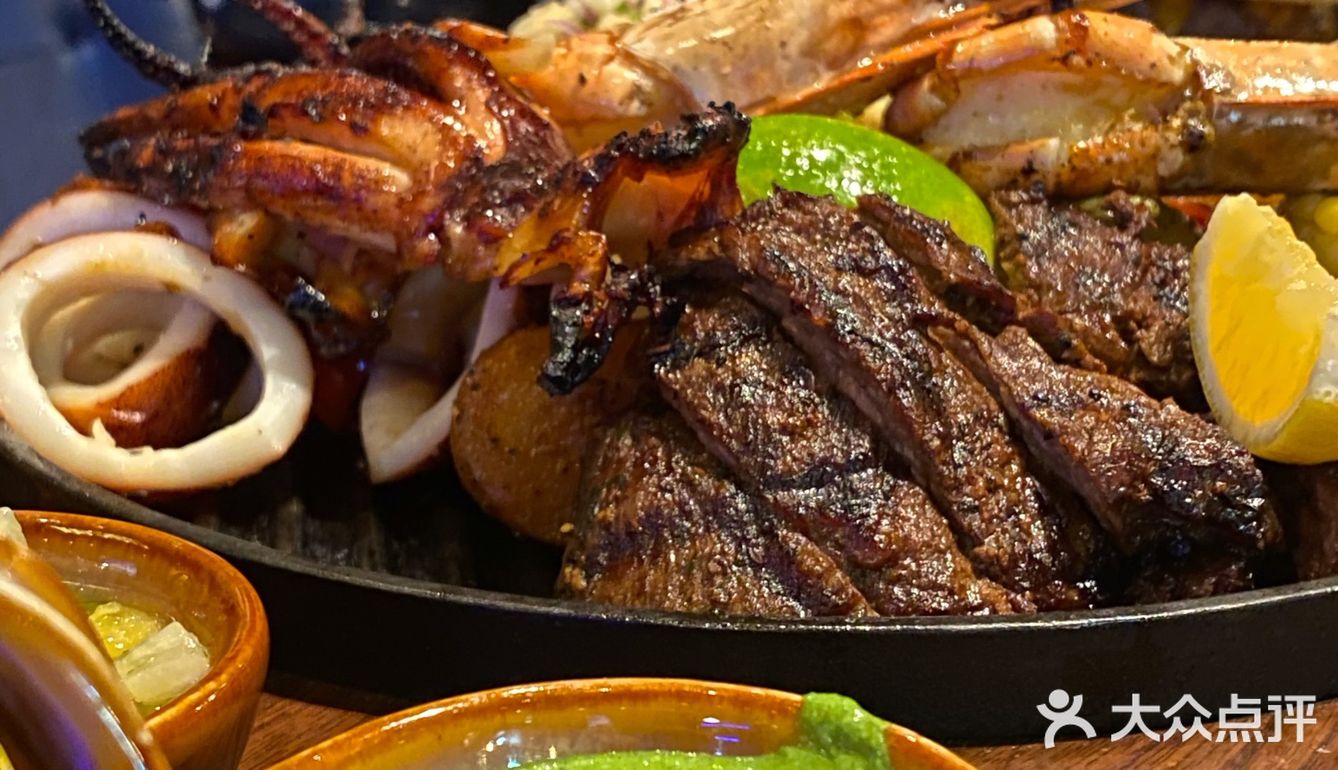 闺蜜难得的闲聊小酌