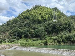 -仙人谷漂流景区