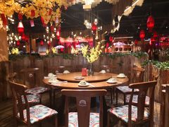 -老滇山寨•云南特色菜•地方菜•民族风情歌舞表演(金碧店)