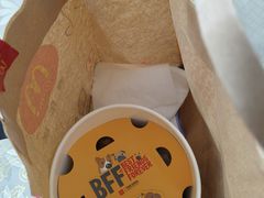 -麦当劳(虹梅路地铁站店)