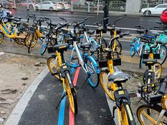 -蓝天路(地铁站)