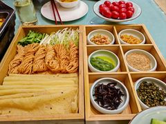 -鹊华居·地道鲁菜·海鲜·融合味(大明湖店)