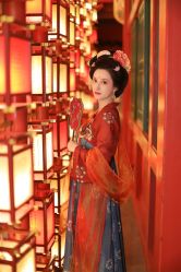 -支流映画摄影·汉服妆造跟拍(本宫来了银泰店)