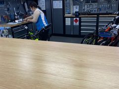 -迪卡侬(西华店)