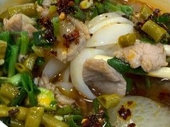 生烫鲜牛肉粉-江三王记牛杂馆(总店)