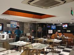 大堂-新大咀港式茶餐厅(宝山万达店)