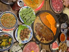 -旧街市鲜货老火锅(大光路店)