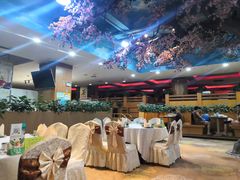 -嘉年华会水疗会(大剧院站E出口店)