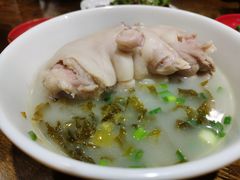 -雷祖芳老妈蹄花店