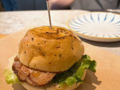 招牌秘制鸡腿堡-必胜客(尹山湖歌林公园店)