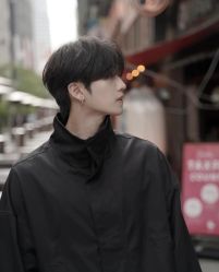 -一家只做男发烫染的店