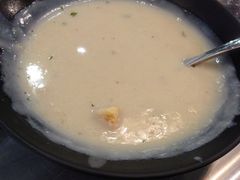 奶油蘑菇汤-MI WU FACTORY米屋美食工厂餐厅(绿地店)