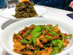 螺丝椒炒柴猪肉-印湘·剁椒鱼头(安宁庄店)