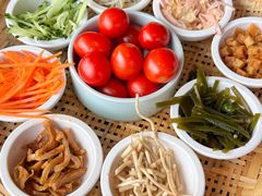 -包整·丝娃娃(一览甲秀楼风景店)