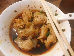 麻辣红油抄手-三生小馆(亭知路店)