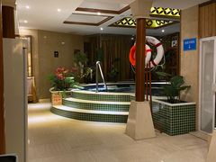 -鸿泰洋美食水会(东门中店)