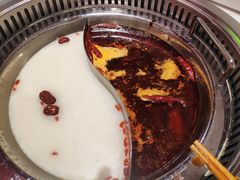 -宏姐串串香(宏伟路店)