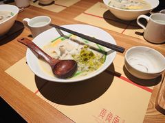 -荣家黄鱼面(南京西路店)