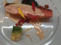 香煎三文鱼配奶油口蘑汁-马克西姆餐厅(崇文门店)