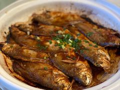 砂锅焗黄花鱼（大）-食家鸽园