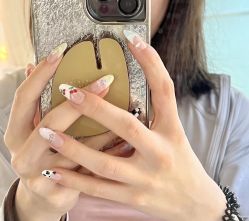 -M Nails & Beauty美甲美睫美体