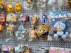 -全家便利店(愚园店)