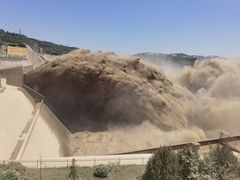 -黄河小浪底水利枢纽风景区