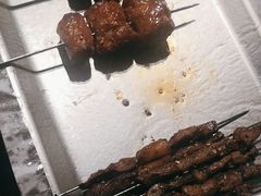 -三个大叔烤羊肉串·歌手驻唱·碳烤鲜肉(西三旗店)
