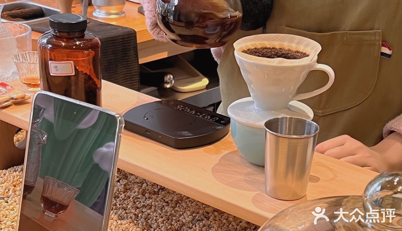 广州咖啡探店｜沙漠与绿洲中的Cafe&Bar