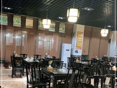 大堂-乐山食古香跷脚牛肉