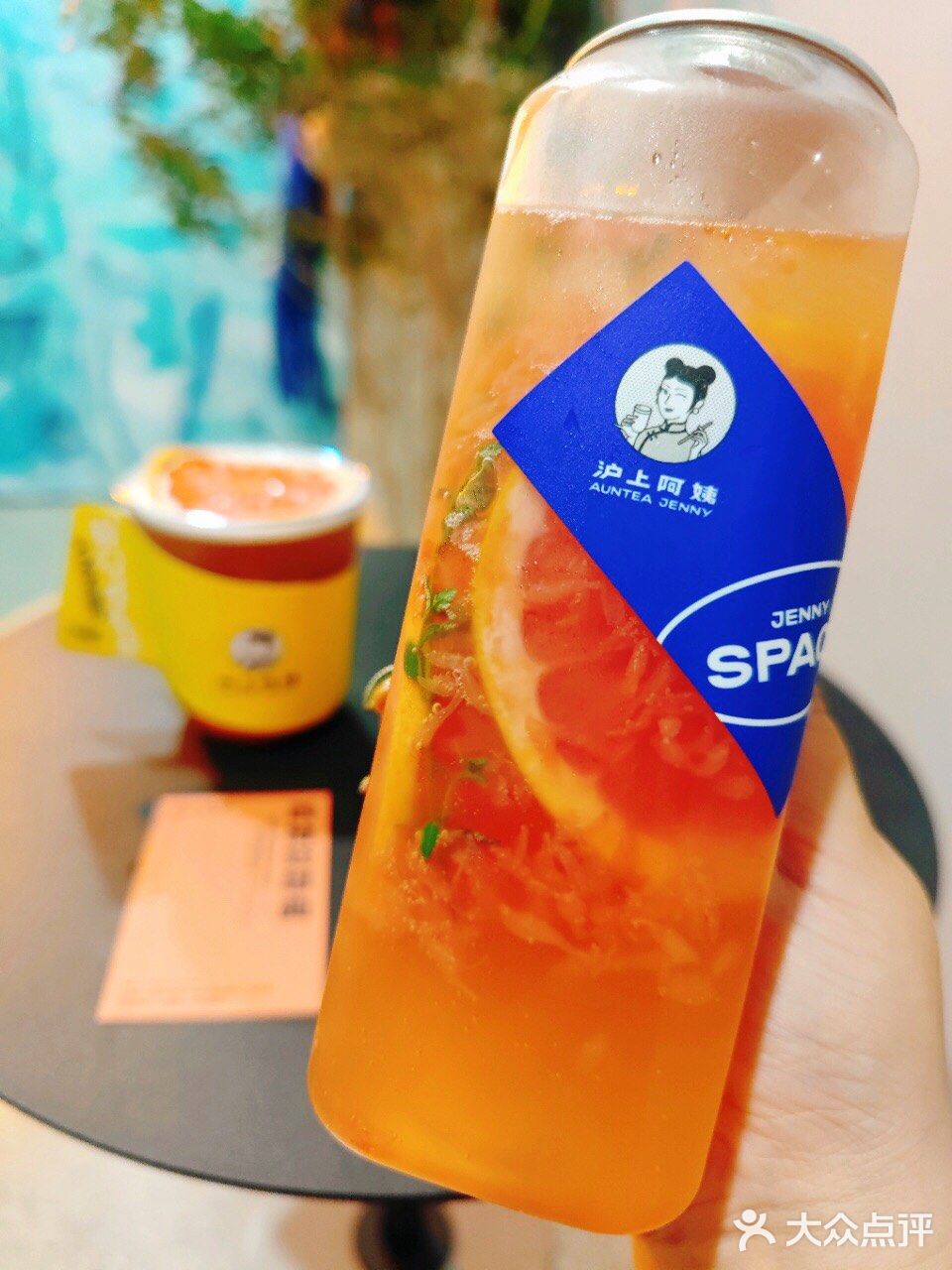 与众不同的鸭屎金渐层 | 沪上阿姨LAB店创意饮品 