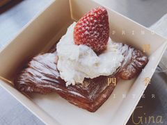 圣诞限定草莓提拉米苏-OUR Bakery(三里屯太古里店)