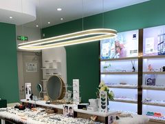 -无界眼镜MaxLess(南翔印象城店)
