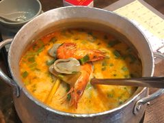 冬阴功-大头虾越式风味餐厅(光明广场店)