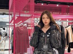 -王府井奥莱棋盘山小镇