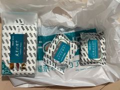 -福奈特洗衣洗鞋(广泉路店)