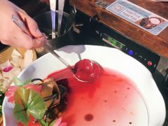 -老牌坊云南鱼豆花火锅(哈西万达店)