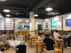 大堂-巴隆门重庆老火锅(太湖路店)
