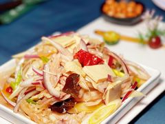 -伊带伊路新疆美食府(呼家楼店)